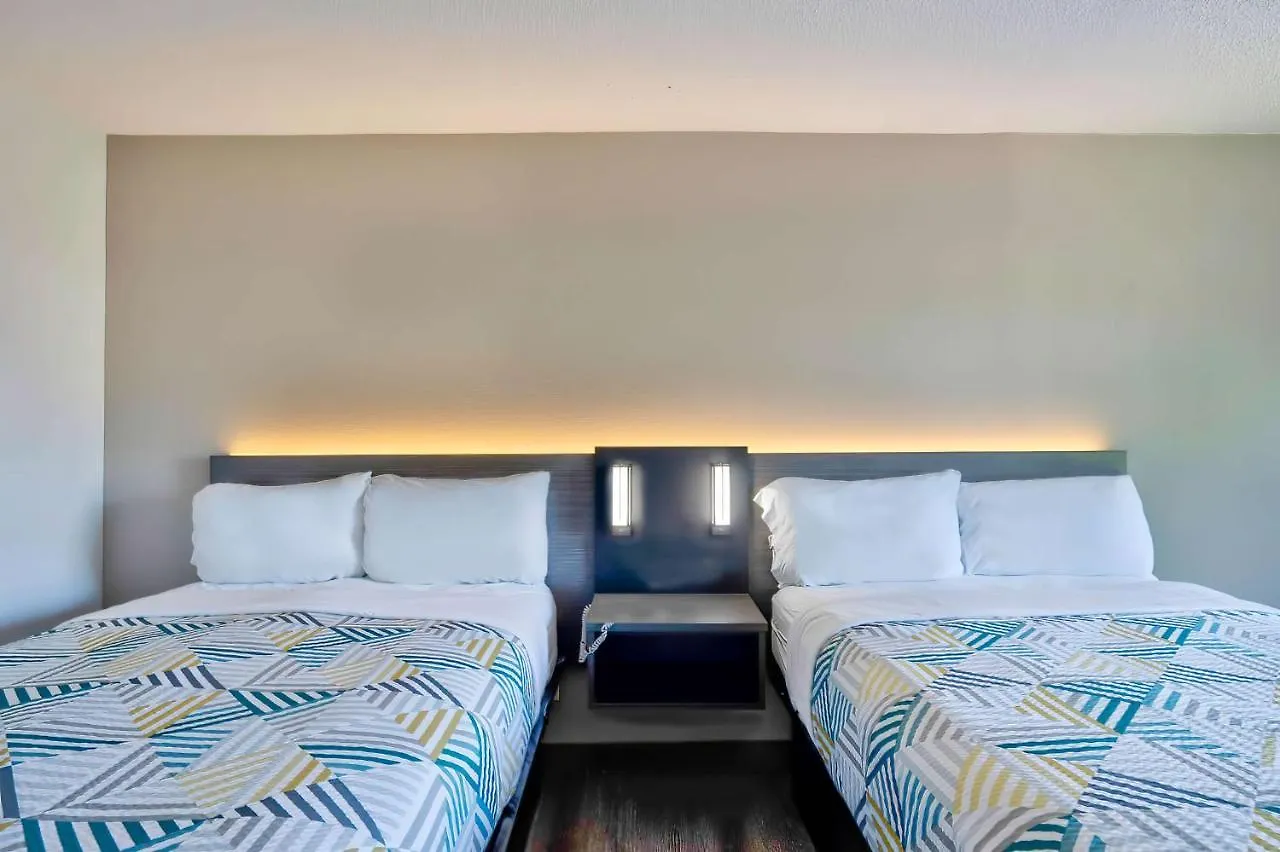 Motel 6 Virginia Beach 2*,  United States