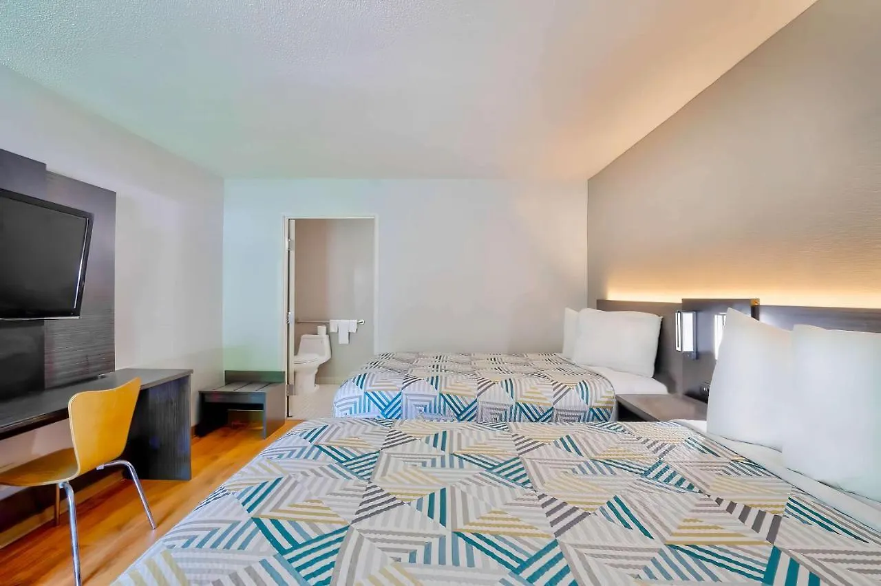 Motel 6 Virginia Beach Hotel