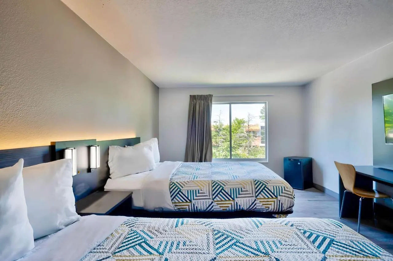 Motel 6 Virginia Beach Hotel